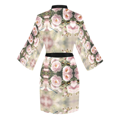 Peony Kaleidoscope Short Kimono Robe